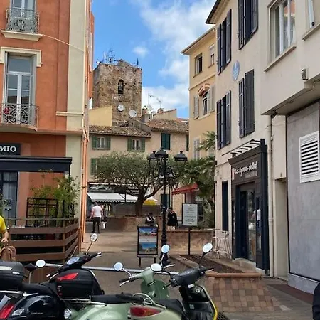 St Raphael Centre Calme Clim Commerces A Pieds Апартаменты Сен-Рафаэль