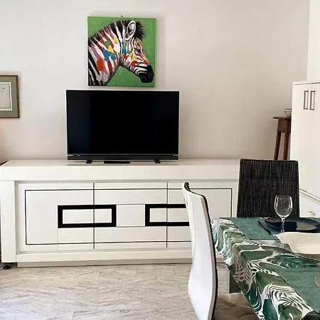 St Raphael Centre Calme Clim Commerces A Pieds Апартаменты Сен-Рафаэль