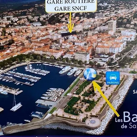 St Raphael Centre Calme Clim Commerces A Pieds Appartement Saint-Raphaël