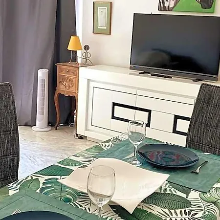 St Raphael Centre Calme Clim Commerces A Pieds Apartman