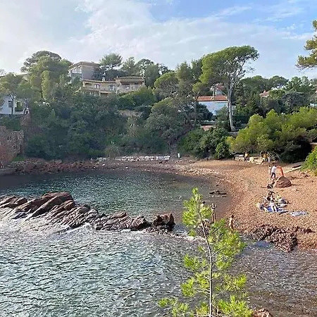 St Raphael Centre Calme Clim Commerces A Pieds Saint-Raphaël